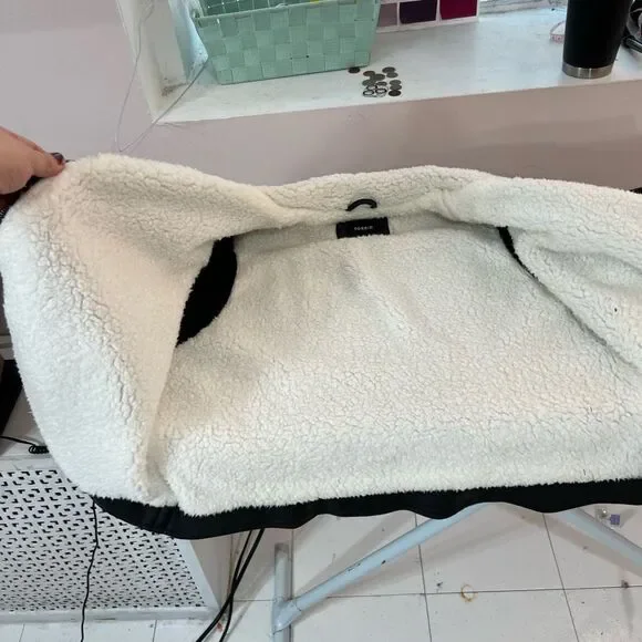 Torrid Faux Leather Sherpa Line Moto Jacket size 1x - Picture 13 of 14